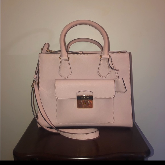 Michael Kors Bridgette Medium Leather Tote - Picture 7 of 16